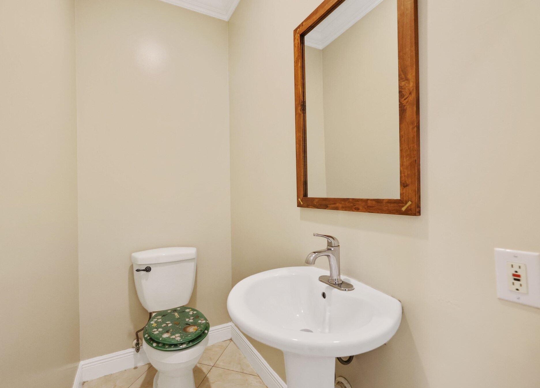 301 B St, Lake Worth FL 33460-3229 exterior