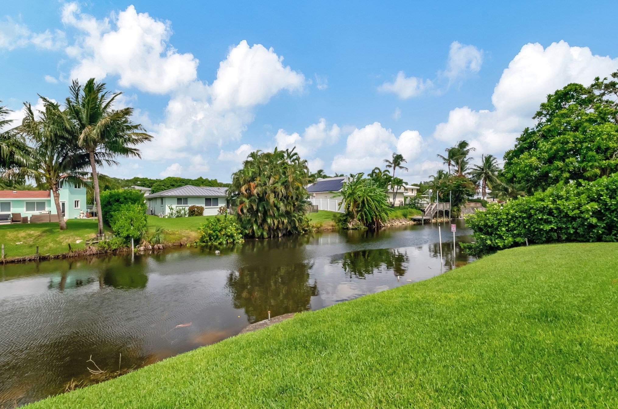 3101 Canal Dr, Boynton Beach FL  33435-8144 exterior