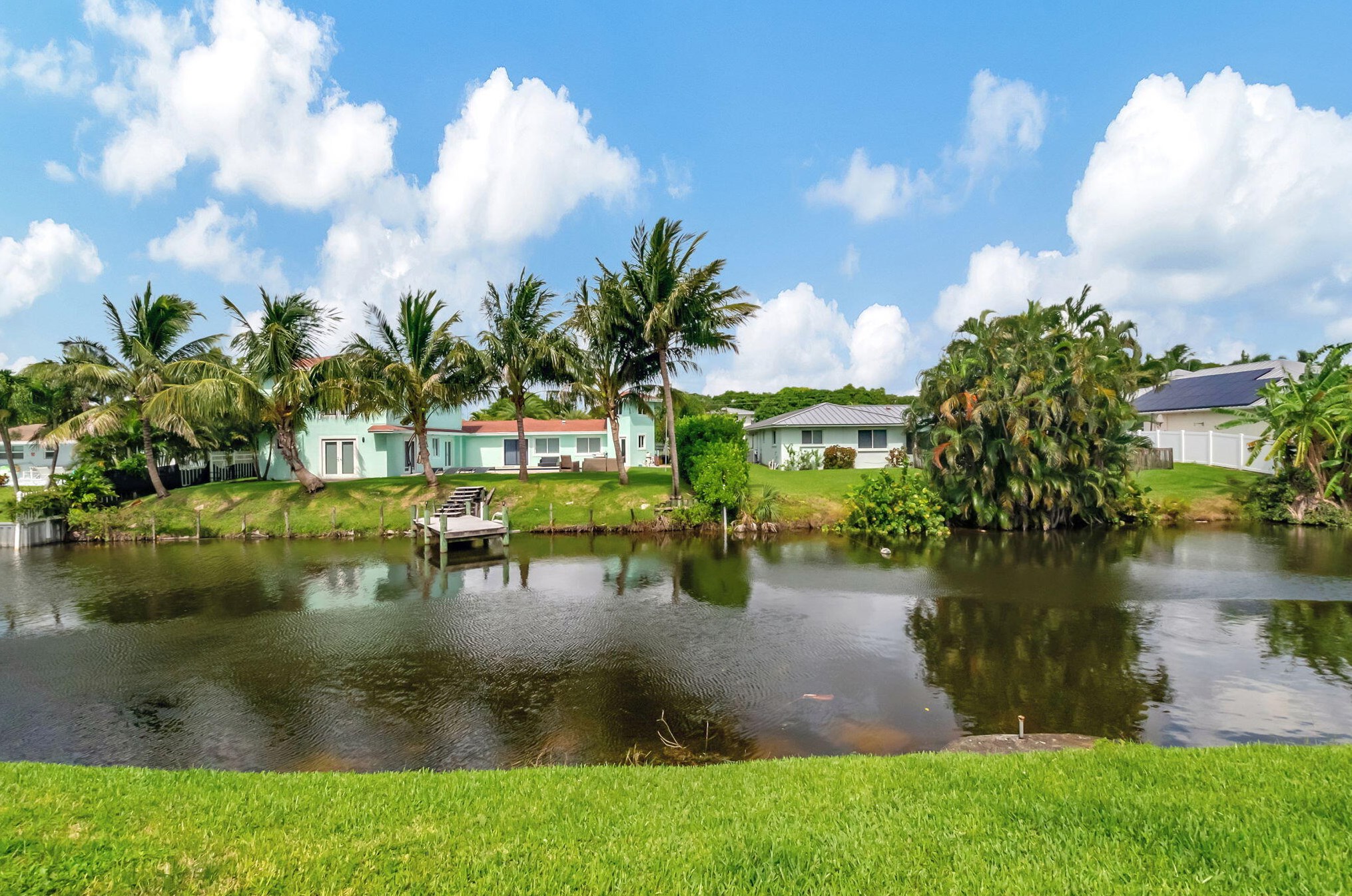 3101 Canal Dr, Boynton Beach FL  33435-8144 exterior