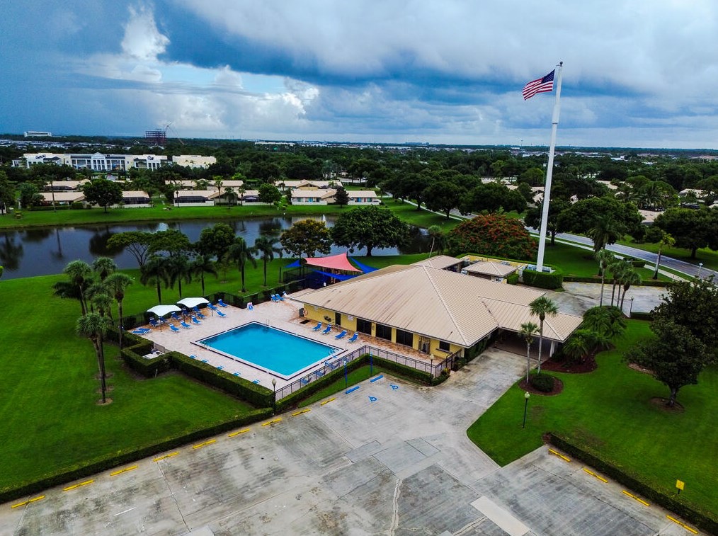 5958 Golden Eagle Cir, West Palm Beach FL  33418-1530 exterior