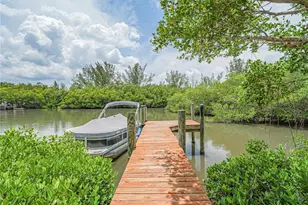 395 Live Oak Dr, Vero Beach, FL 32963 - Photo 3