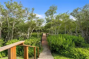 395 Live Oak Dr, Vero Beach, FL 32963 - Photo 19