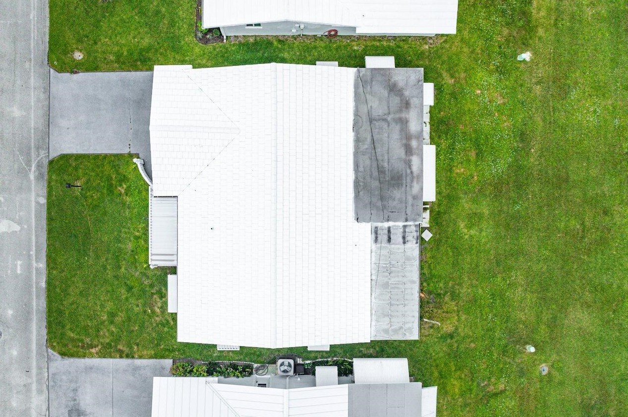 2397 11th Ave, Boynton Beach FL  33426-5317 exterior