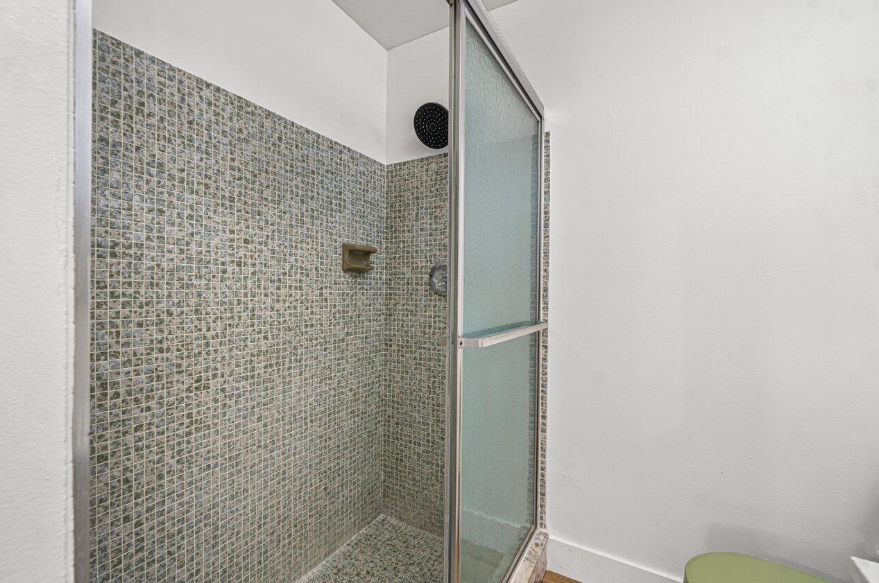 2397 11th Ave, Boynton Beach FL  33426-5317 exterior