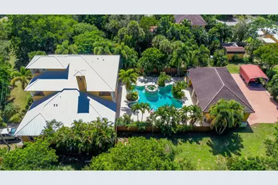 8053 S Indian River Drive, Fort Pierce, FL 34982 - Photo 9