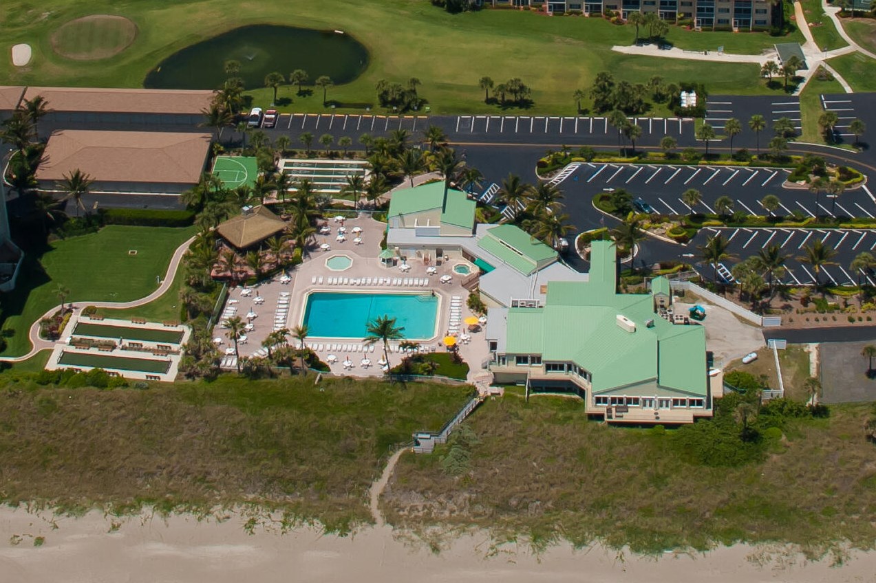 2400 Ocean Dr, Fort Pierce FL  81111-8018 exterior