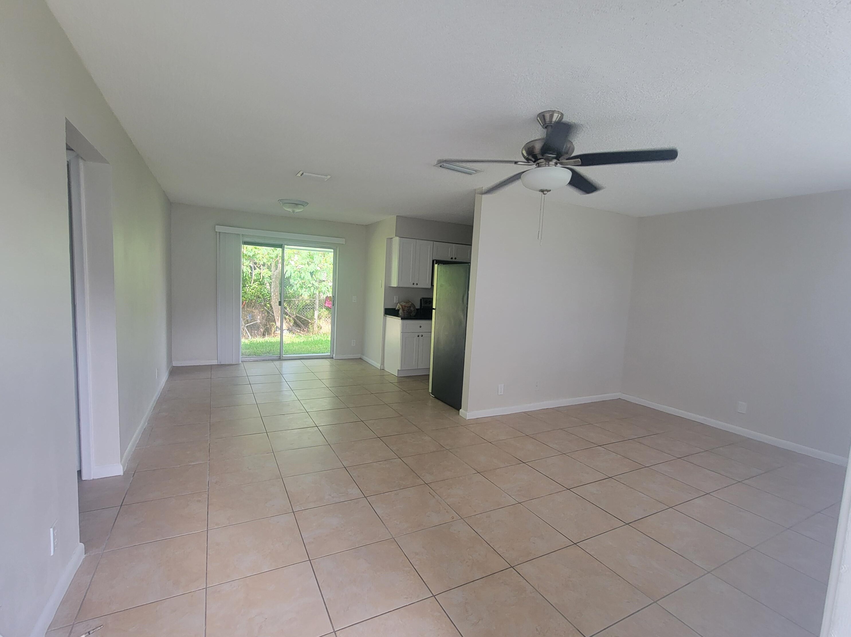 240 24th Ave, Boynton Beach FL  33435-7639 exterior