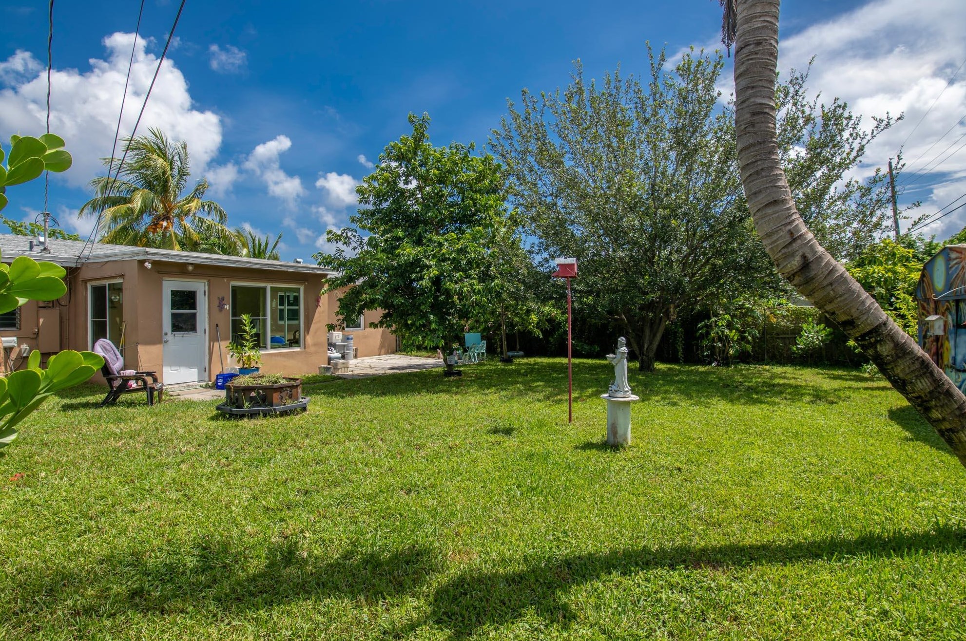 212 7 Ave, Boynton Beach FL 33435-3878 exterior