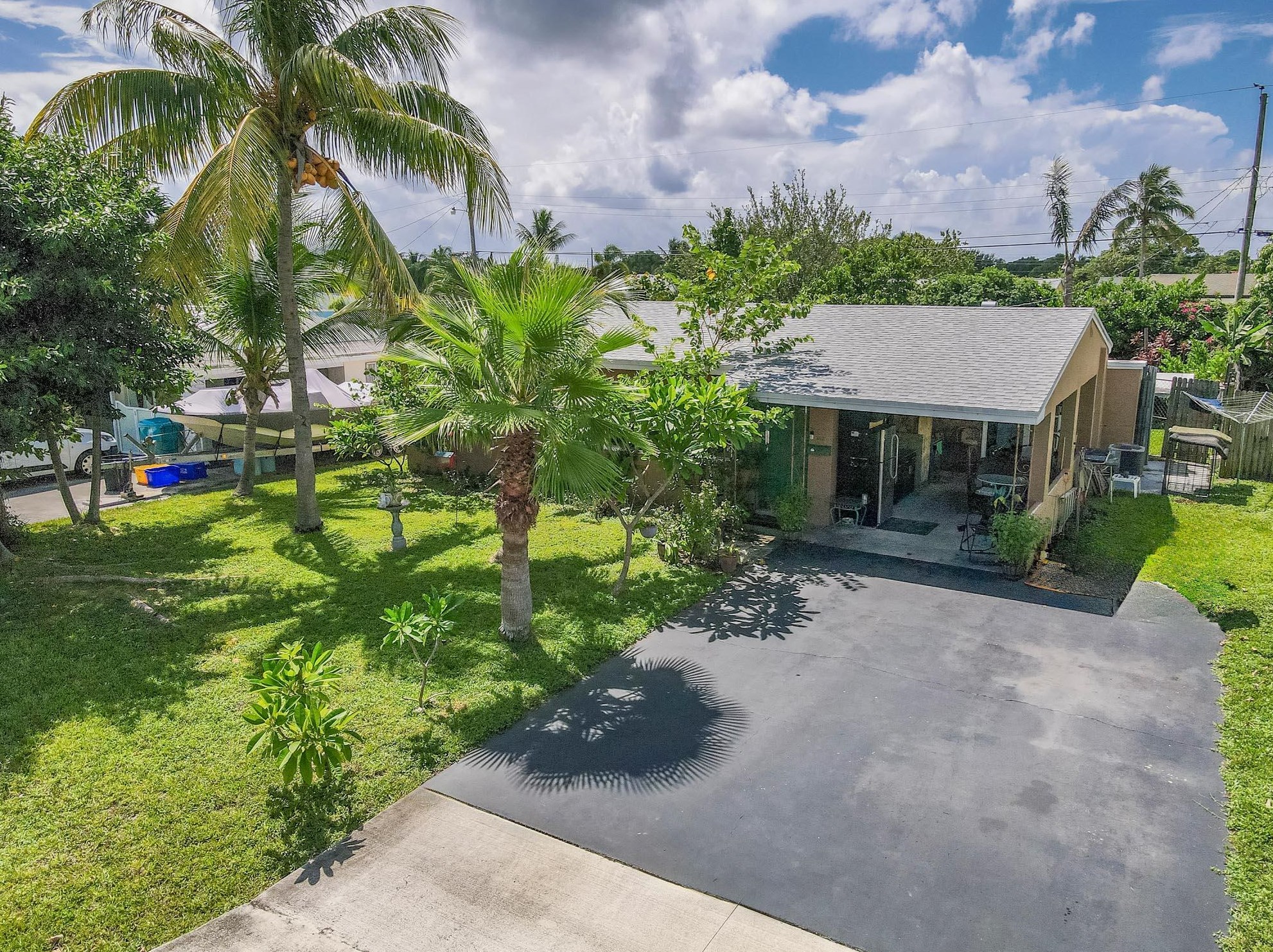 212 7 Ave, Boynton Beach FL 33435-3878 exterior