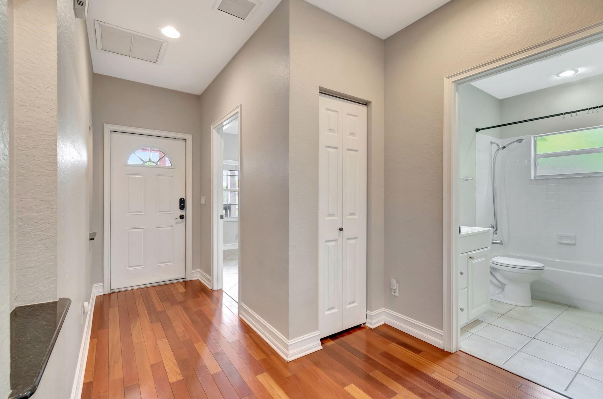 800 Ocean Ave, Boynton Beach FL 33426-4337 exterior