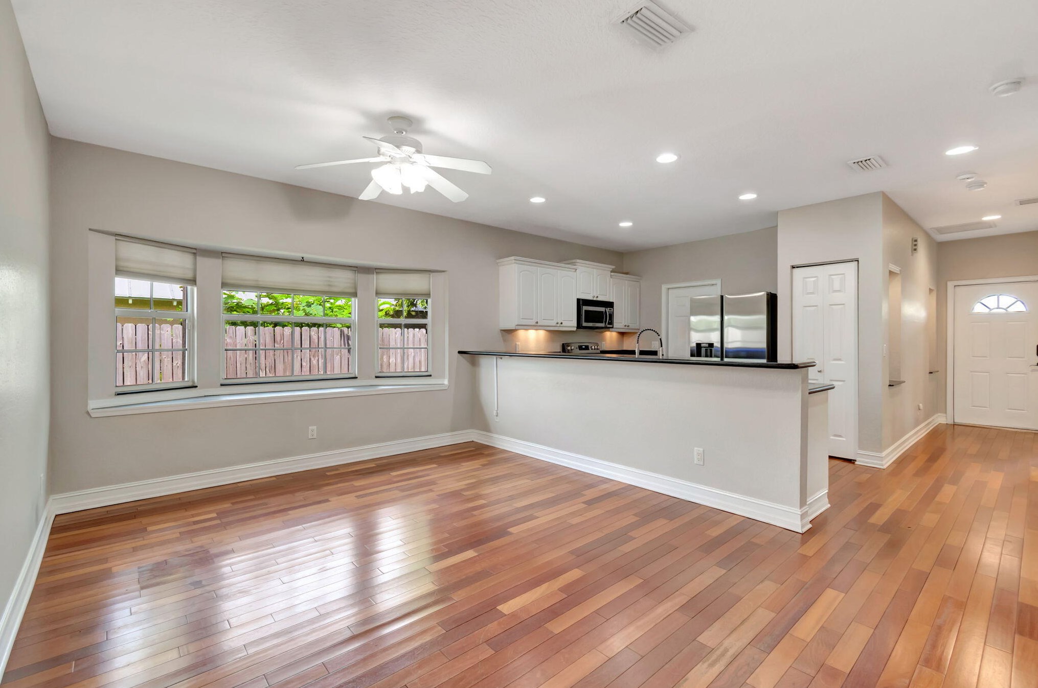 800 Ocean Ave, Boynton Beach FL 33426-4337 exterior