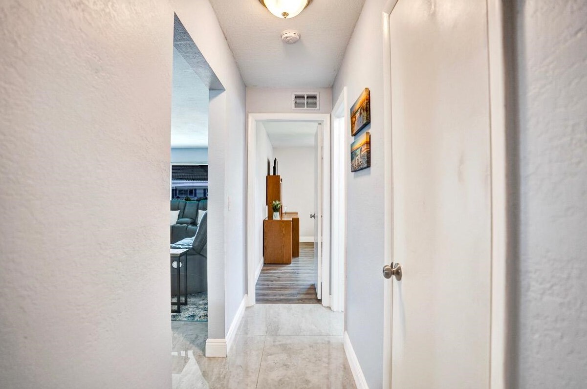 903 18 St, Boynton Beach FL 33426-5429 exterior