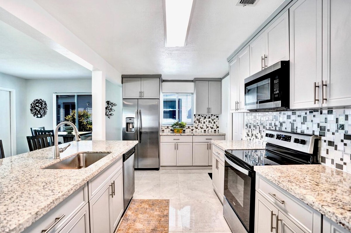 903 18 St, Boynton Beach FL 33426-5429 exterior