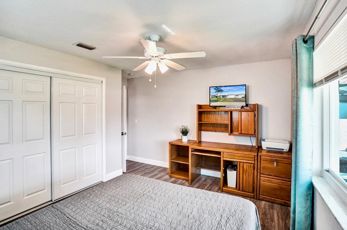 903 18 St, Boynton Beach FL 33426-5429 exterior