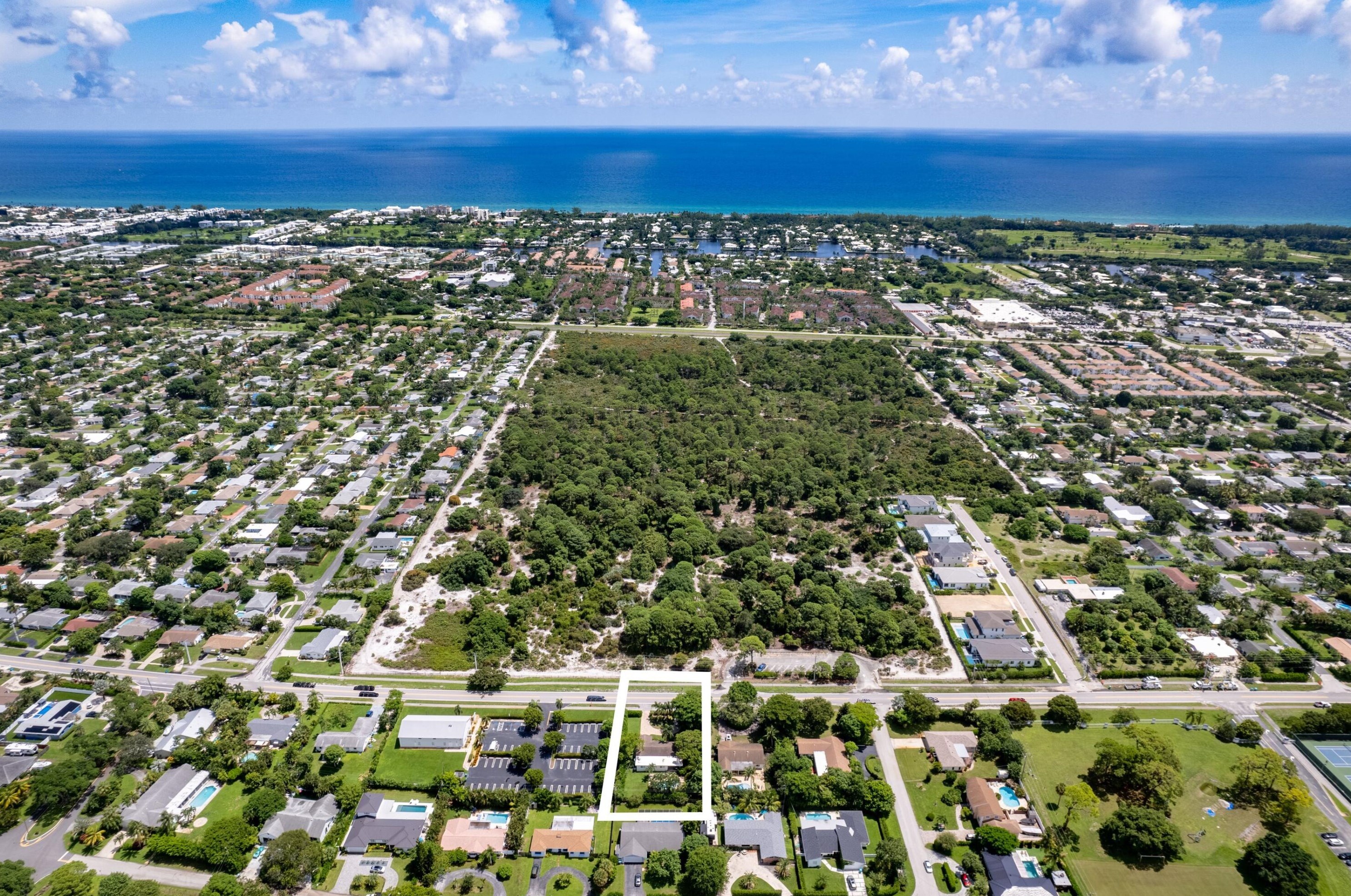 3305 Seacrest Blvd, Boynton Beach FL 33435-8649 exterior