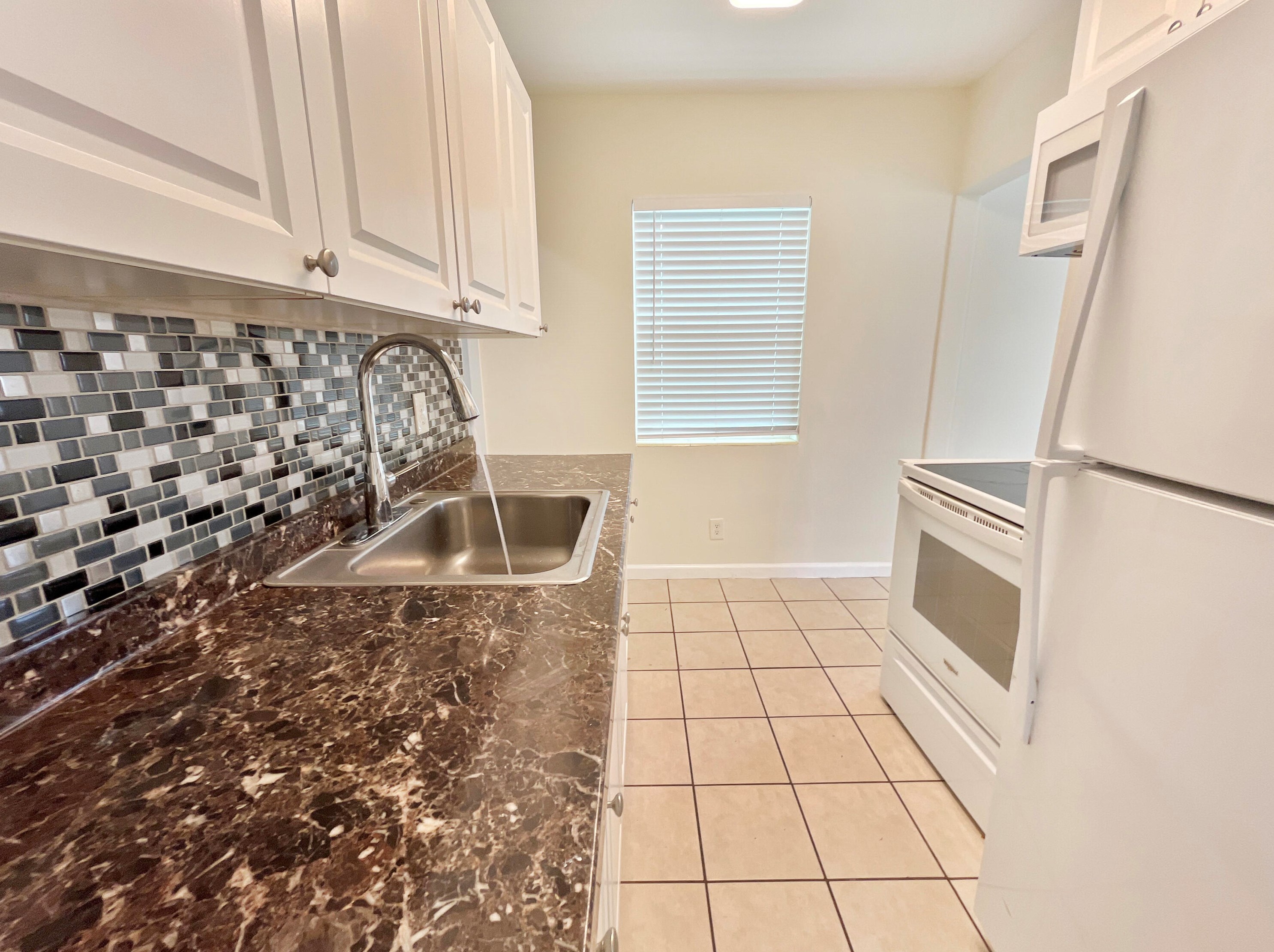 1517 14th Ave, Lake Worth FL  33460-1718 exterior