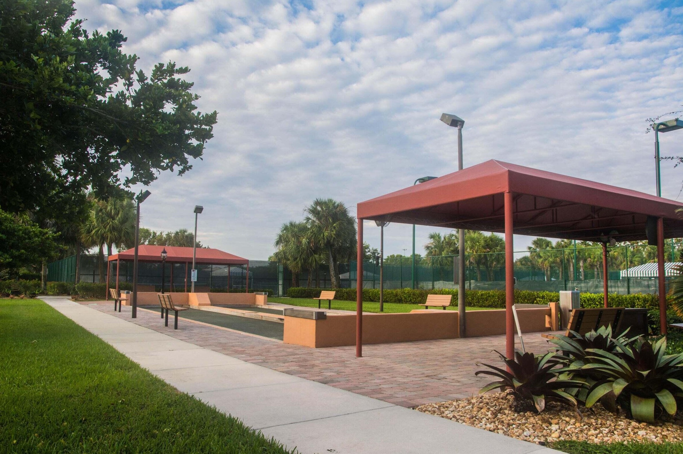 9753 Donato Way, Lake Worth FL 33467-7057 exterior