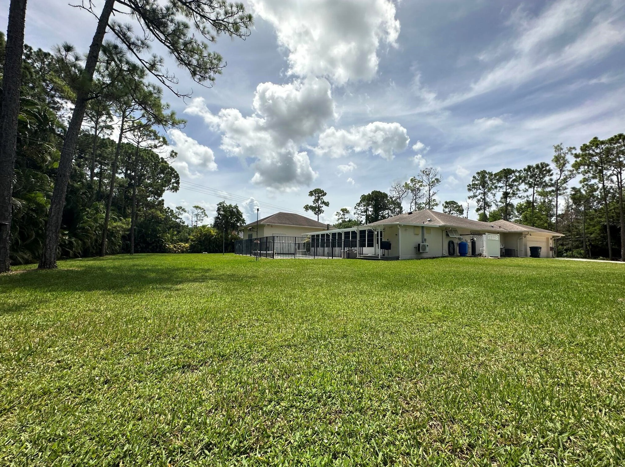 16193 72, Town Of Loxahatchee Groves FL  33470-3113 exterior