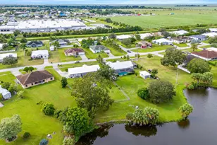 907 Sawgrass St, Clewiston, FL 33440 - Photo 7