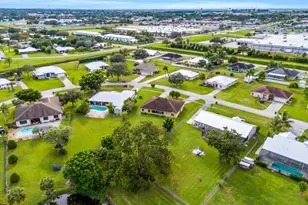 907 Sawgrass St, Clewiston, FL 33440 - Photo 3