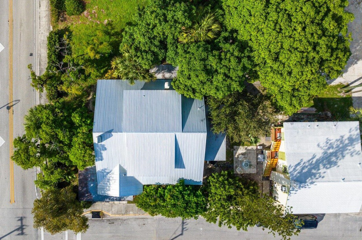 402 Federal Hwy, Lake Worth FL 33460-4641 exterior