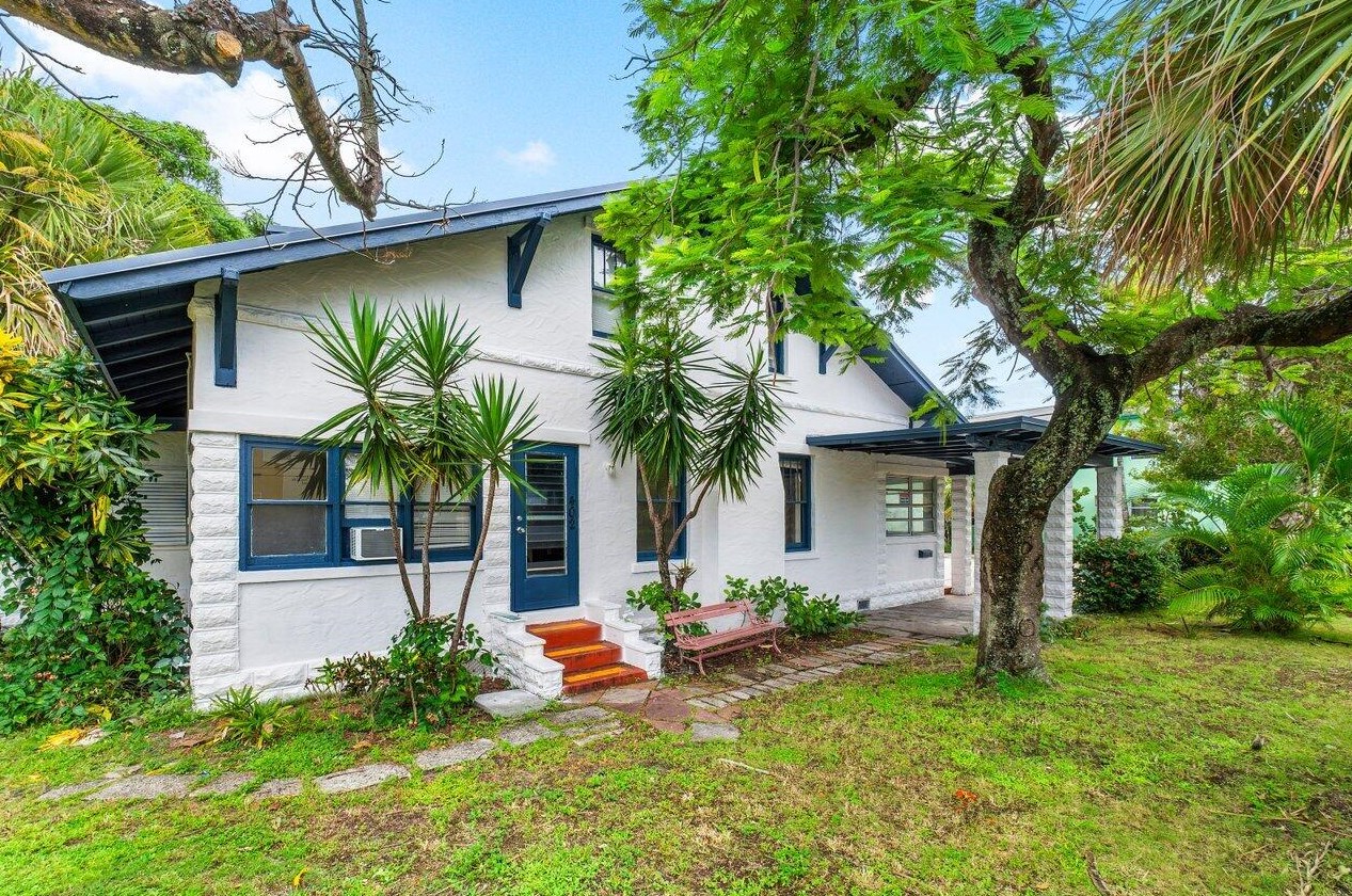 402 Federal Hwy, Lake Worth FL 33460-4641 exterior