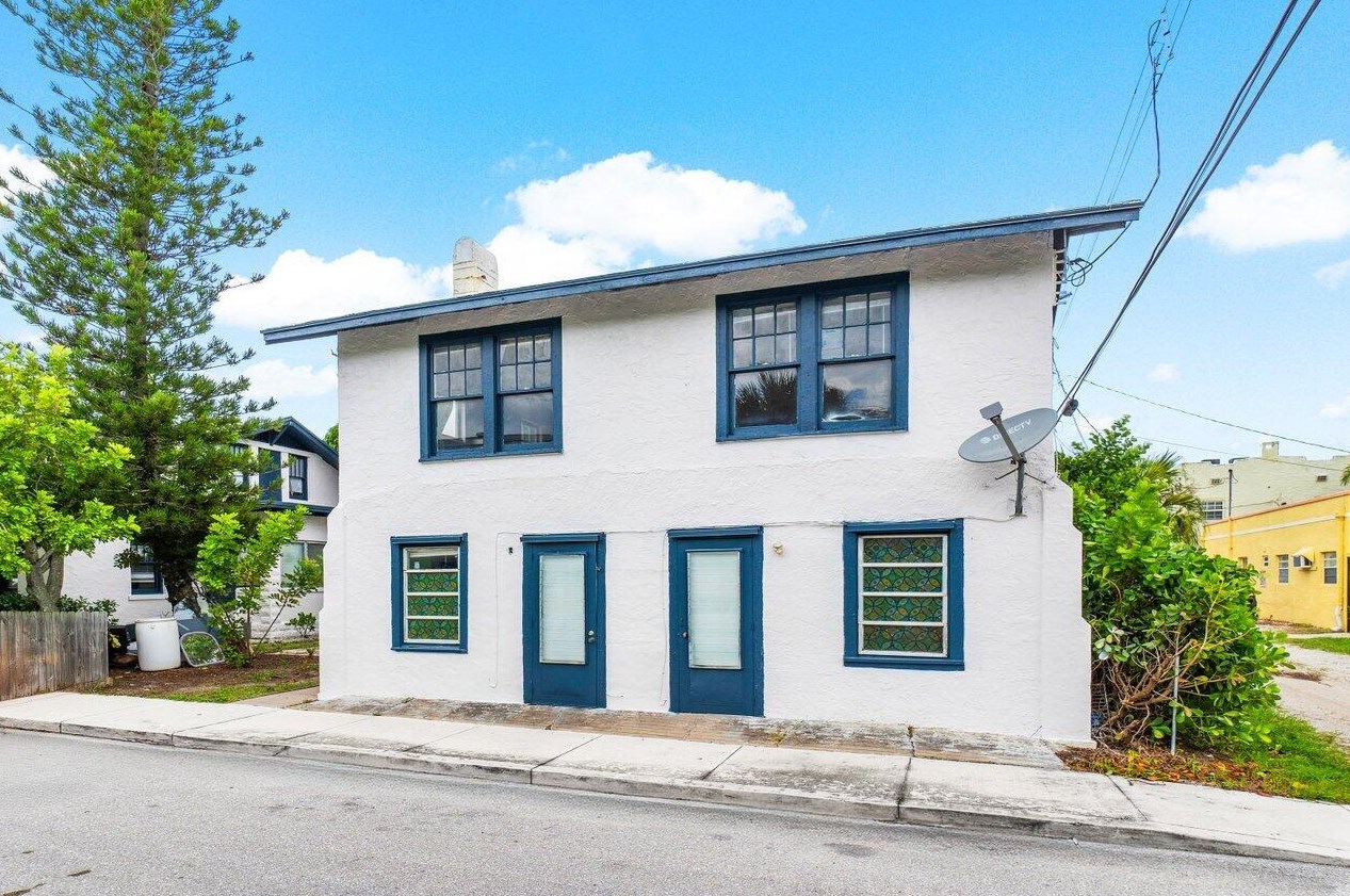 402 Federal Hwy, Lake Worth FL 33460-4641 exterior