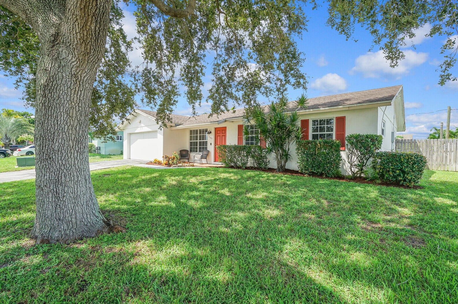 1145 24th Ave, Boynton Beach FL  33426-7449 exterior