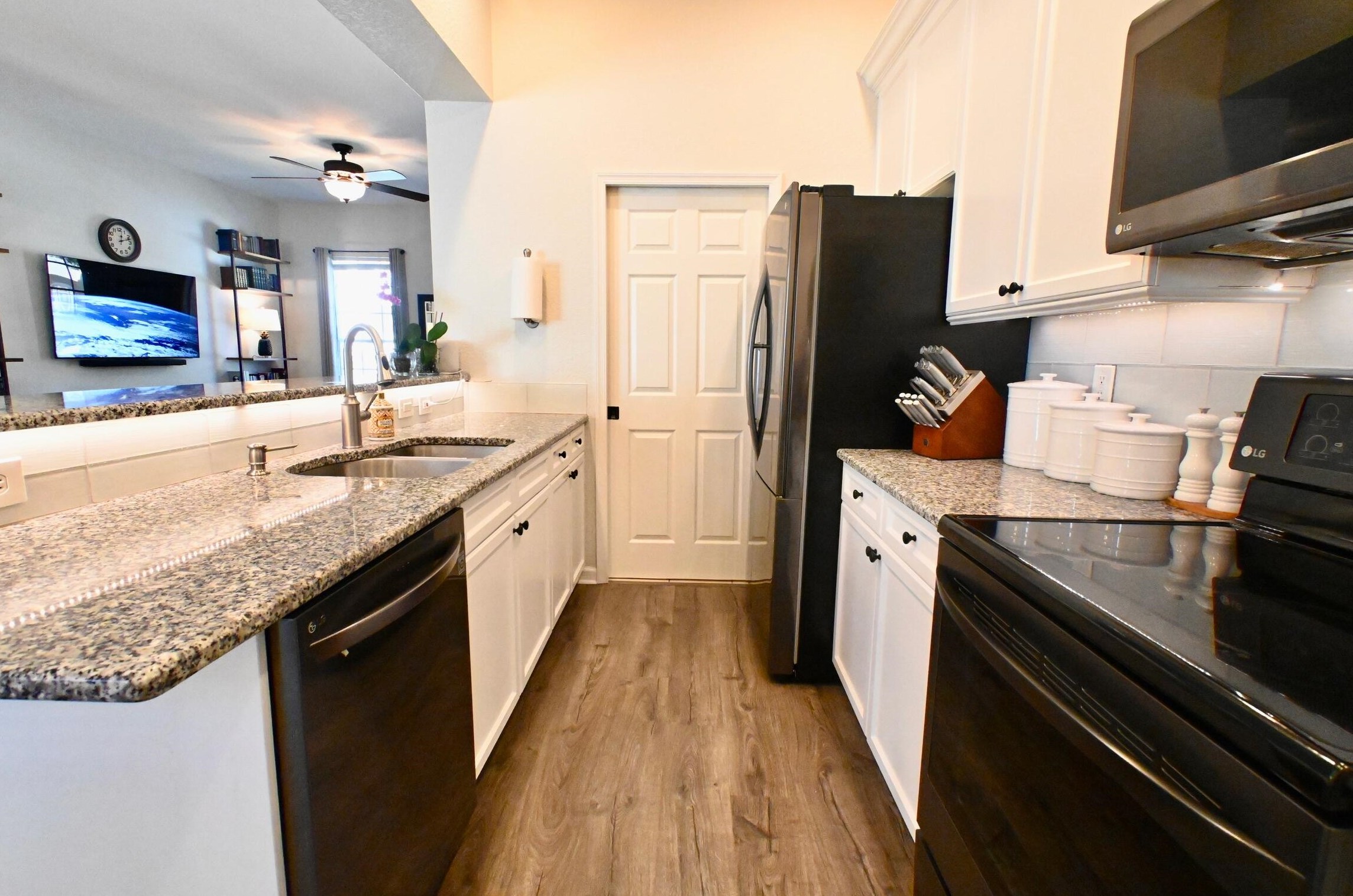 604 24 Ave, Boynton Beach FL 33426-8789 exterior