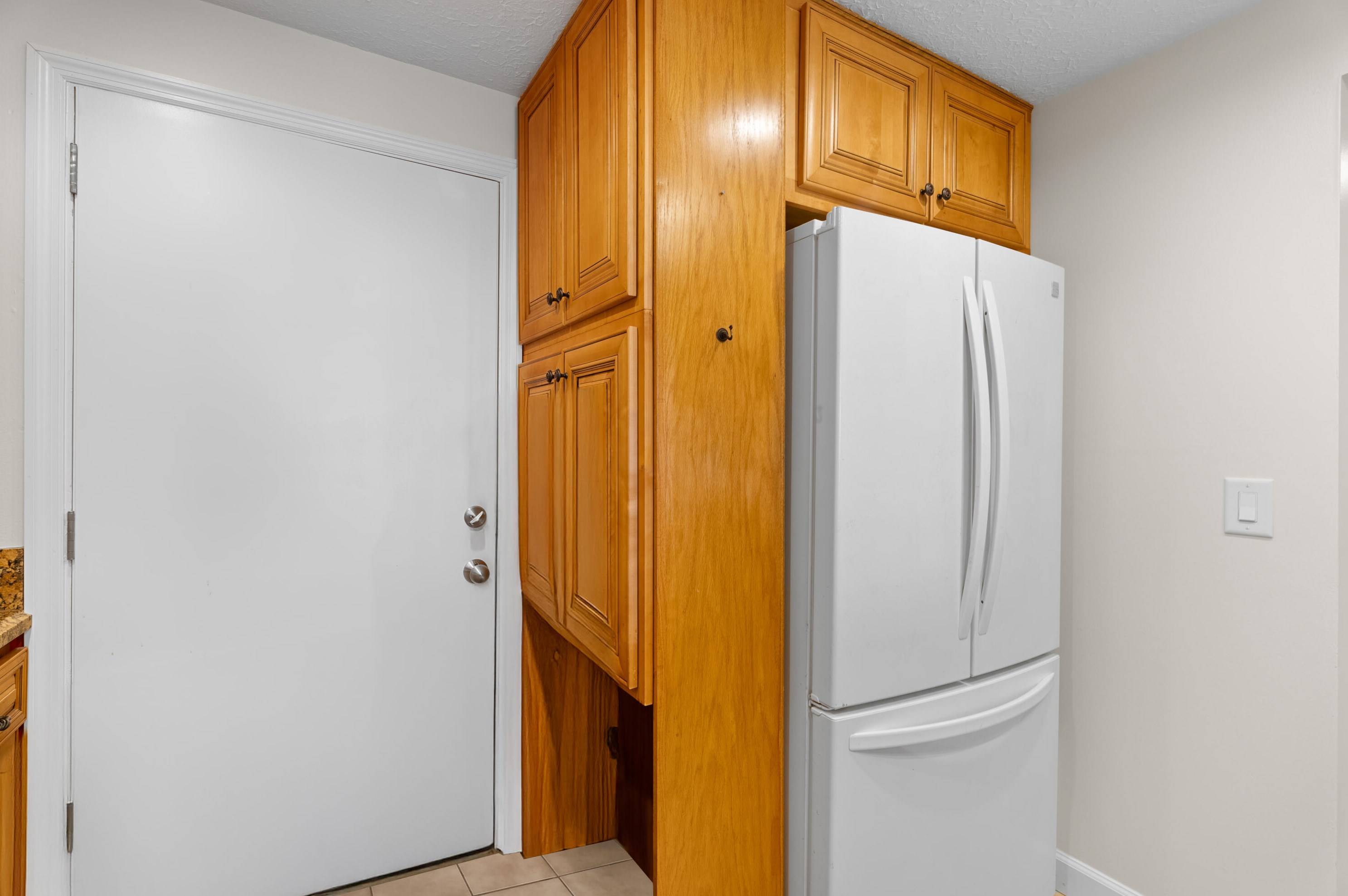 4500 Flagler Dr, West Palm Beach FL  33407-3832 exterior