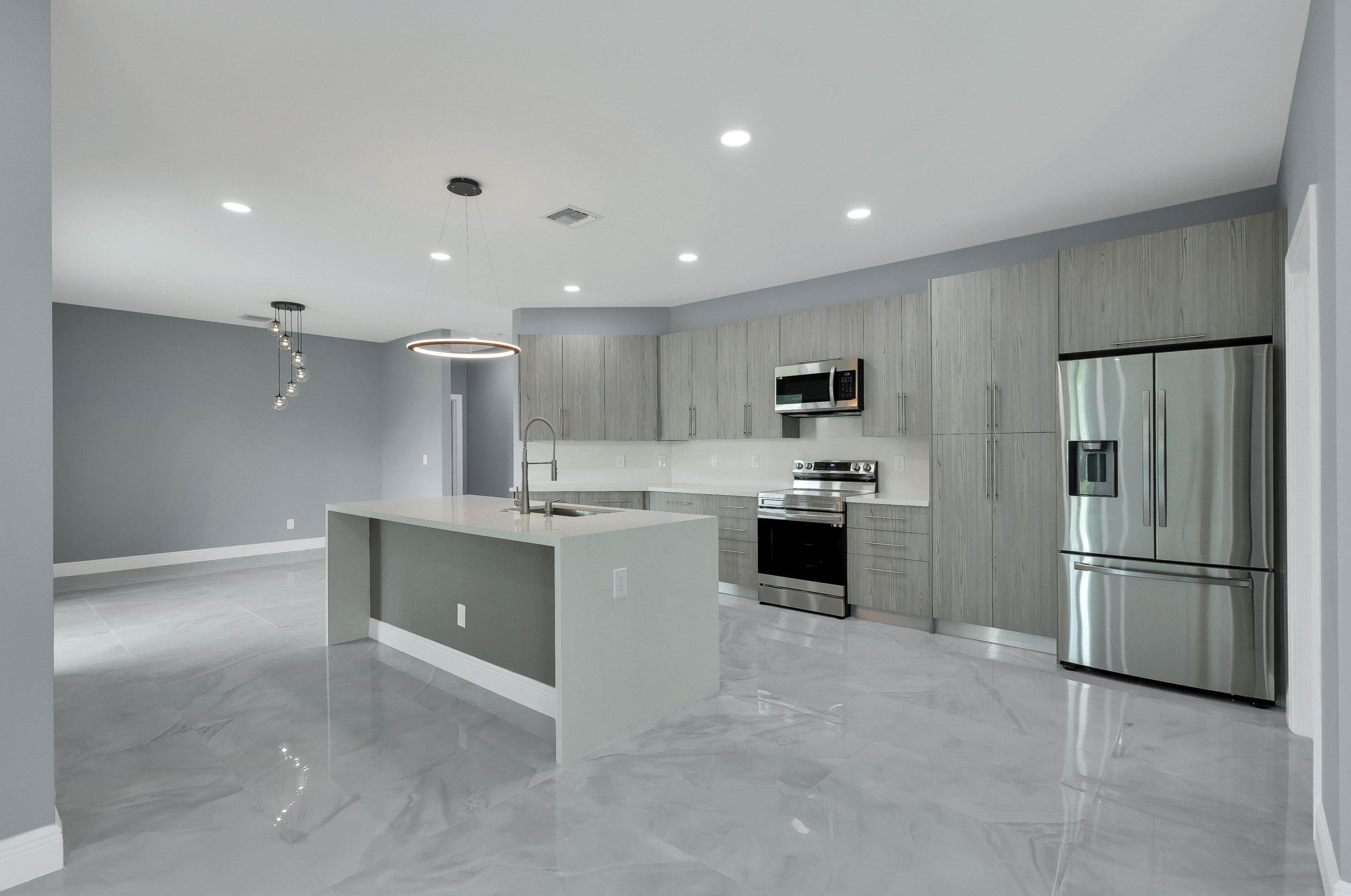 1749 California Blvd, Fort Pierce FL 34953-1159 exterior