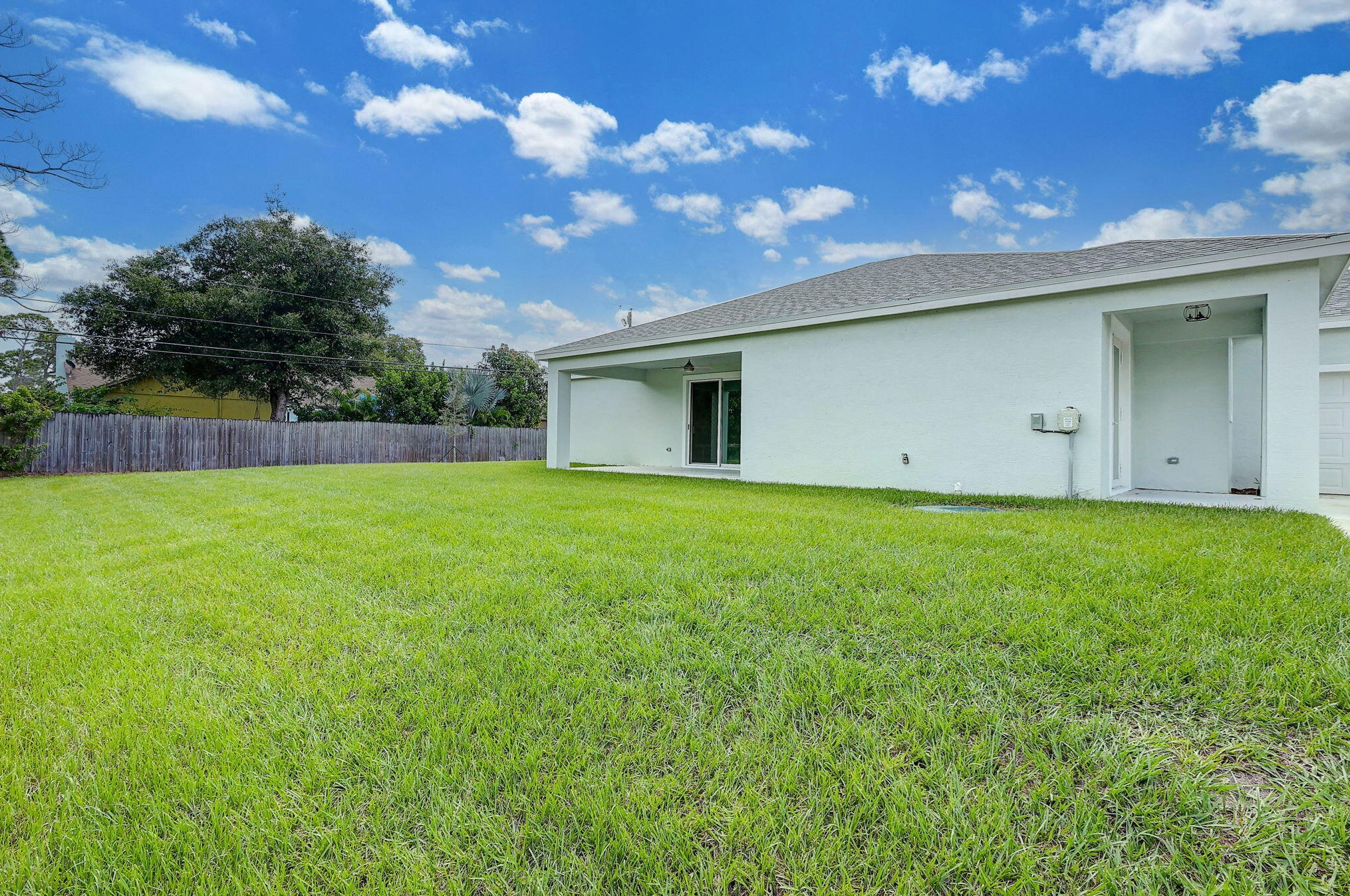 1749 California Blvd, Fort Pierce FL 34953-1159 exterior