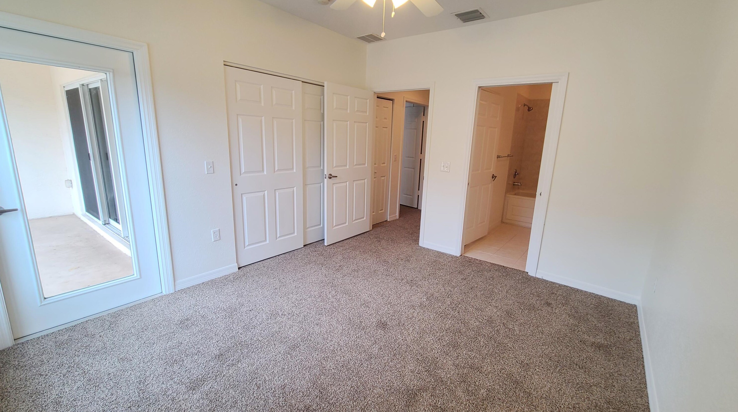 1840 Dove Tail Dr, Fort Pierce FL 34982-8000 exterior