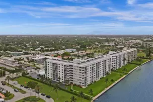 301 Lake Shore Dr, Lake Park, FL 33403 - Photo 3