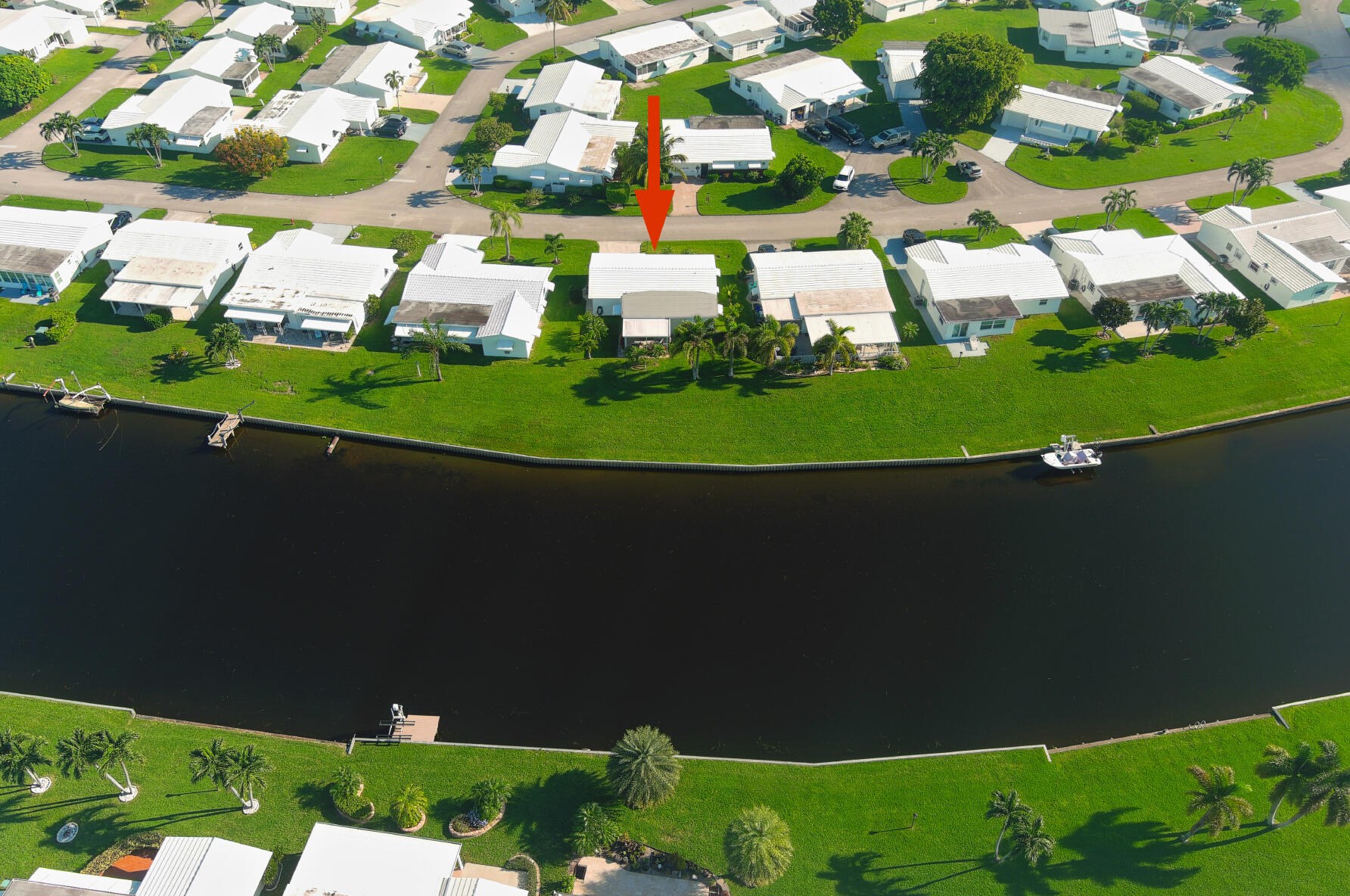 1006 7 Ave, Boynton Beach FL 33435-3807 exterior