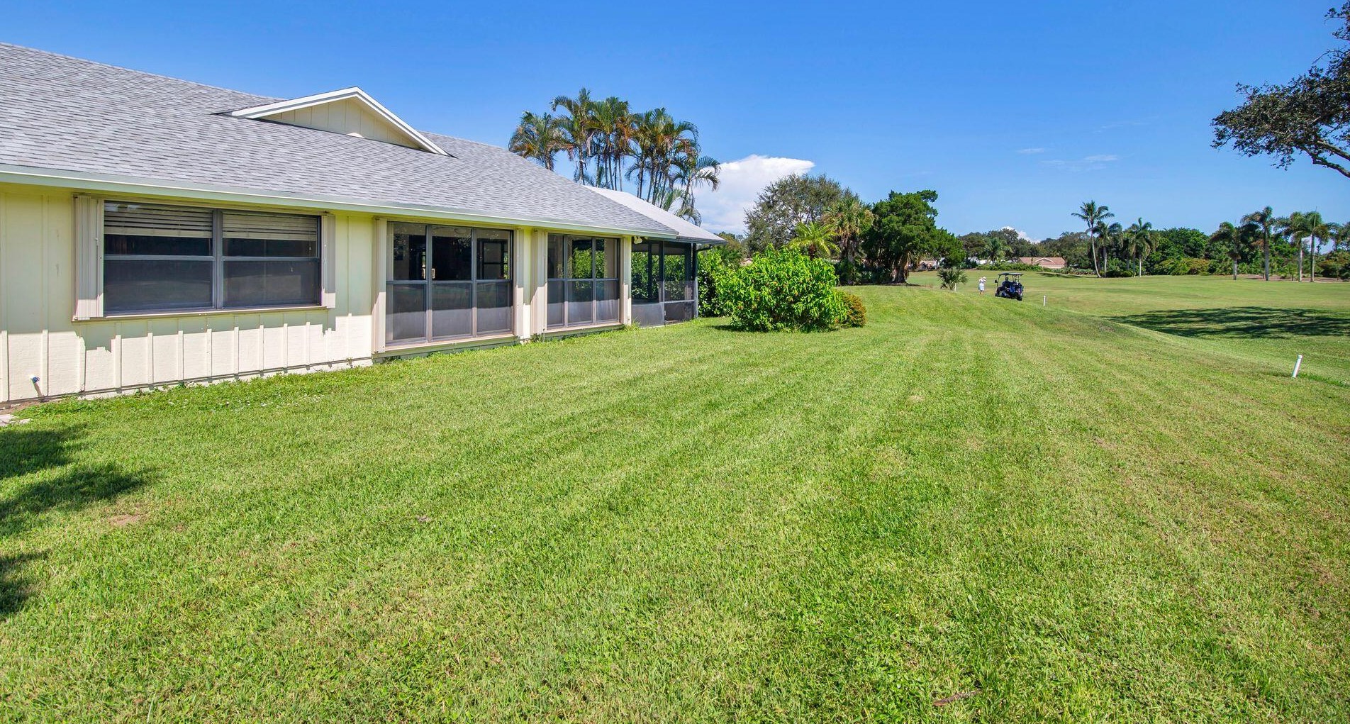 12847 Se Pinehurst Ct, Hobe Sound, FL 33455