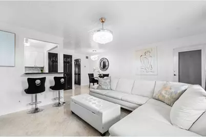 340 Horizons W, Unit #102, Boynton Beach, FL 33435 - Photo 3