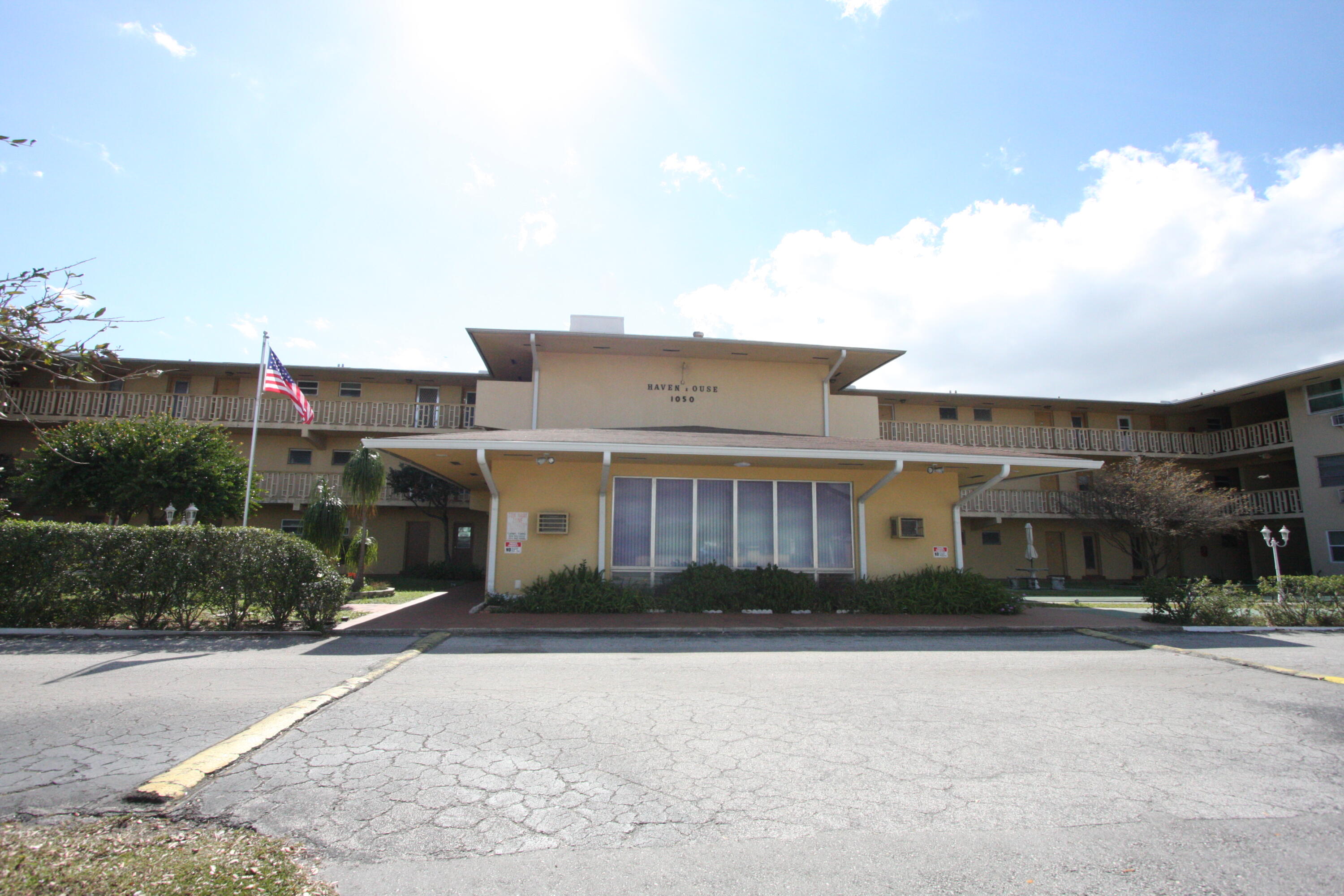 1050 E Sample Rd 209, Pompano Beach, FL 33064 MLS RX11027394