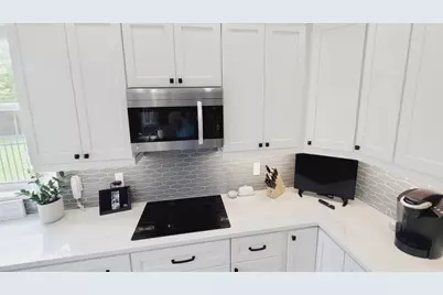 11786 SW Bennington Circle, Port Saint Lucie, FL 34987 - Photo 13