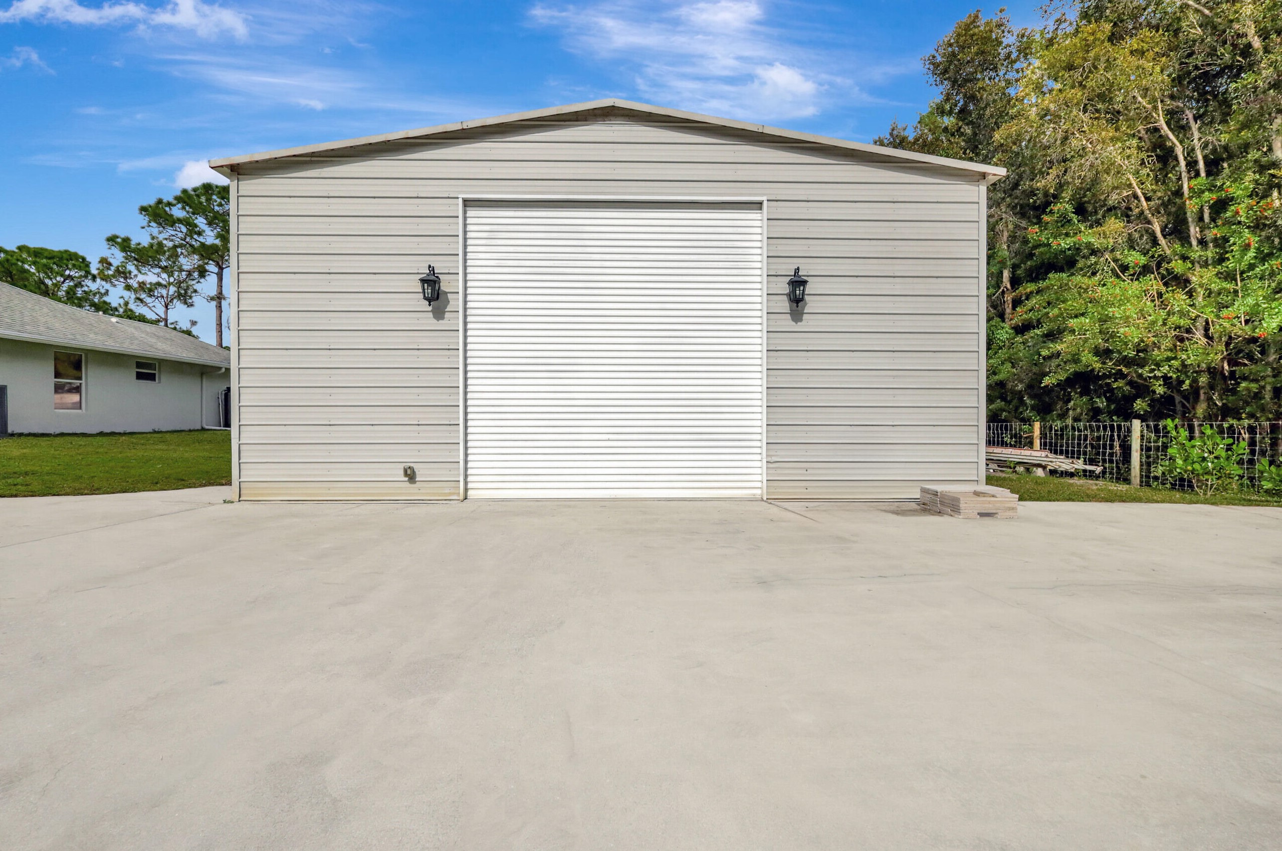 12177 82nd St, West Palm Beach FL  33418-6103 exterior