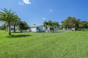 1145 Wren Cir, Barefoot Bay, FL 32976 - Photo 29
