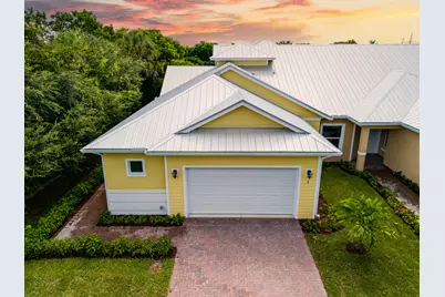 1805 Bridgepointe Circle, Unit #1, Vero Beach, FL 32967 - Photo 1