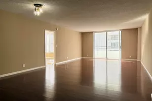 2500 Parkview Dr, Hallandale Beach, FL 33009 - Photo 9