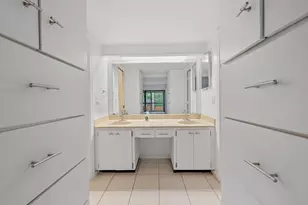 1660 12 Oaks Way, North Palm Beach, FL 33408 - Photo 17