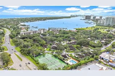 1660 Twelve Oaks Way, Unit #205, North Palm Beach, FL 33408 - Photo 25