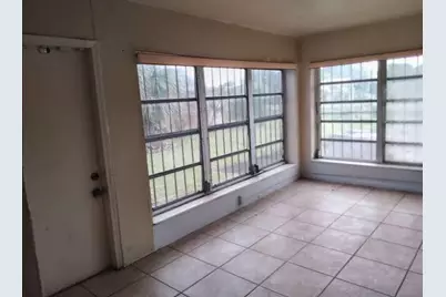 321 W 18th Street, Riviera Beach, FL 33404 - Photo 15