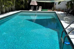 1912 NE 6th St, Deerfield Beach, FL 33441 - Photo 3