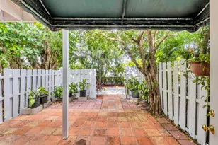 1912 NE 6th St, Deerfield Beach, FL 33441 - Photo 5