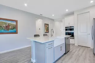 10736 SW Estella Ln, Port Saint Lucie, FL 34987 - Photo 9