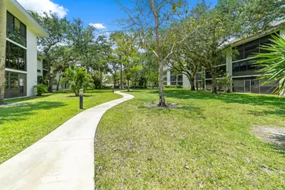 7579 NW 79th Avenue, Unit #201, Tamarac, FL 33321 - Photo 17